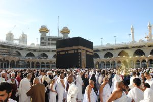 Keutamaan Bulan Haram dan Cara Memuliakannya
